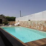 Daire Xenia Garden 2 *
