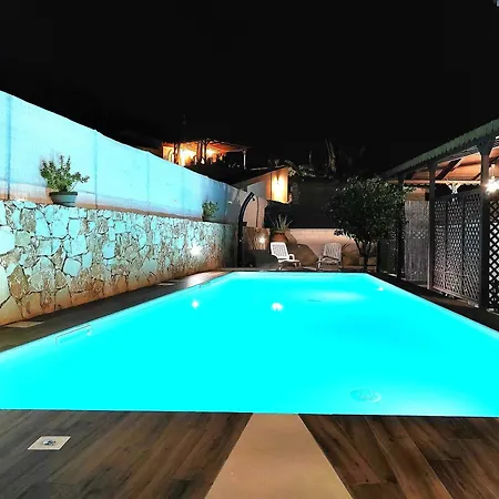 Xenia Garden 2 Daire Avola